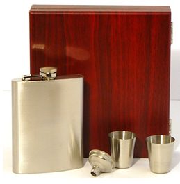**X56304 (X57200) Hip Flask Set 8oz in Wood Box - Engravable & Gifts/Flasks
