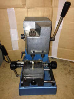 .....Jakey Colt Laser key Cutting Machine (Second Hand) - Key Machines/Tibbe Key Machines