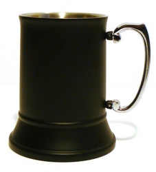 ..X57501 Black Stainless Steel Tankard 500ml